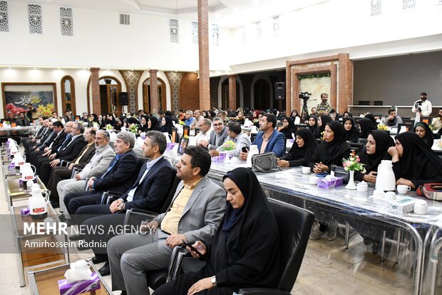 مراسم بزرگداشت روز خبرنگار در بیرجند