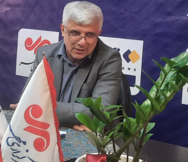 دولت با تمام توان در پی رفع مشکلات اقتصادی است دولت با تمام توان در پی رفع مشکلات اقتصادی است