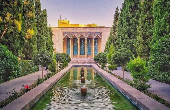 محل دفن استاد فرشچیان در آرامگاه صائب اصفهان مشخص شد