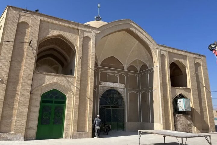 مرحله اول مرمت مسجد جامع تاریخی محمدآباد آران و بیدگل تمام شد