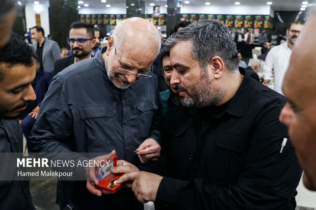 دورهمی صمیمانه خبرنگاران پارلمانی با حضور رئیس مجلس