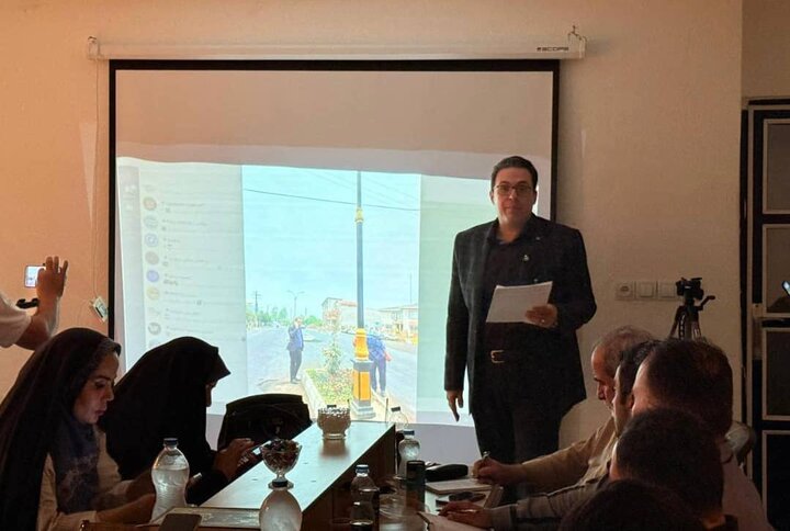 خبرنگاران حلقه واسط مردم و مسئولان برای حل مشکلات شهری هستند