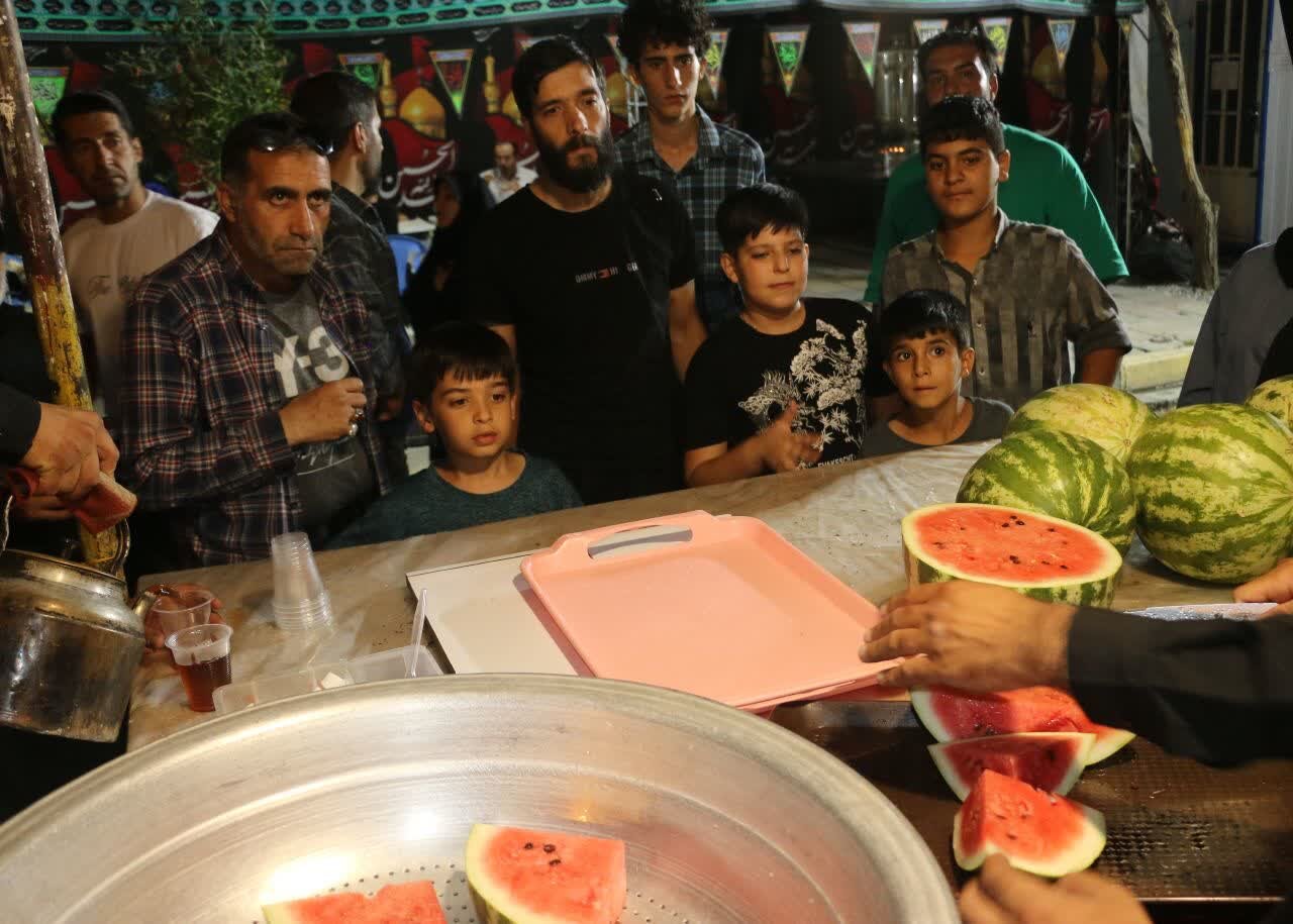 کامیاران، گذرگاه اربعین؛ برکت همدلی در استقبال از زائران حسینی