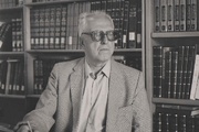 از تحصیل در حوزه علمیه تا دکتری در آلمان؛ ادیبی که روس‌ها تبعیدش کردند