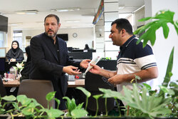 بازدید رئیس شورای عالی استان‌ها  از خبرگزاری مهر