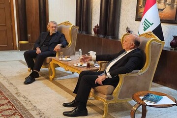 Laricani ile Fuad Hüseyin İran-Irak demiryolu projelerini görüştü