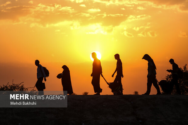 اربعین محرکی است برای رشد اقتصادی و توسعه زیرساختها؛بازاری بیمرز