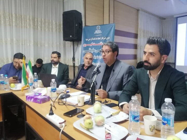 شرکتهای فولادی حیاط خلوت سیاسیون نیست