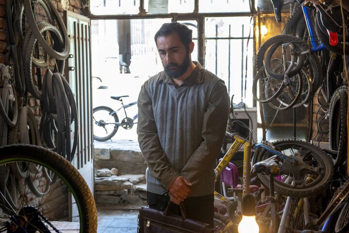 «دوچرخه آبی» روی میز تدوین