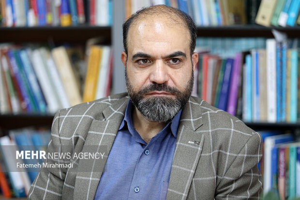 بازدید رئیس شورای عالی استان‌ها  از خبرگزاری مهر
