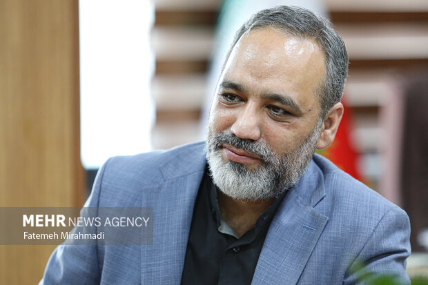 بازدید رئیس شورای عالی استان‌ها  از خبرگزاری مهر