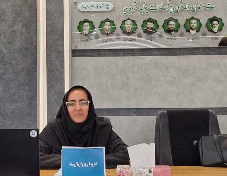«خبرنگار» خستگی ناپذیر در جستجوی حمایت و امنیت
