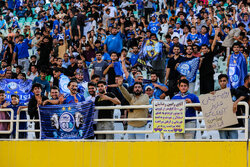 اعتراض استقلال به تغییر ساعت بازی با فجر؛تصمیمات خلق الساعه برای ماست!