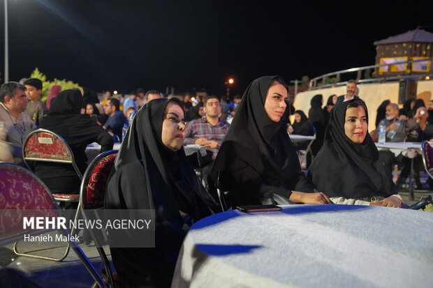 روز خبرنگار و بهره برداری از المان بسیج