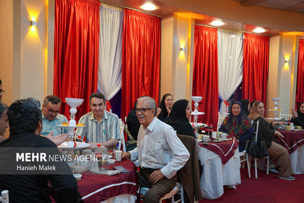 روز خبرنگار و بهره برداری از المان بسیج