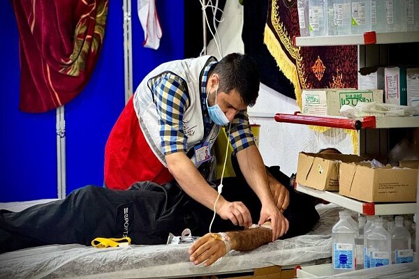 ارائه ۴۳ هزار خدمت درمانی به زائران اربعین در درمانگاه هلالاحمر زنجان ارائه ۴۳ هزار خدمت درمانی به زائران اربعین در درمانگاه هلالاحمر زنجان