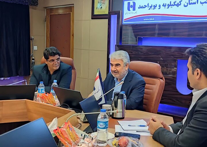 مدیران با شفافیت و پاسخگویی در رسانه ها برای اعتماد عمومی تلاش کنند