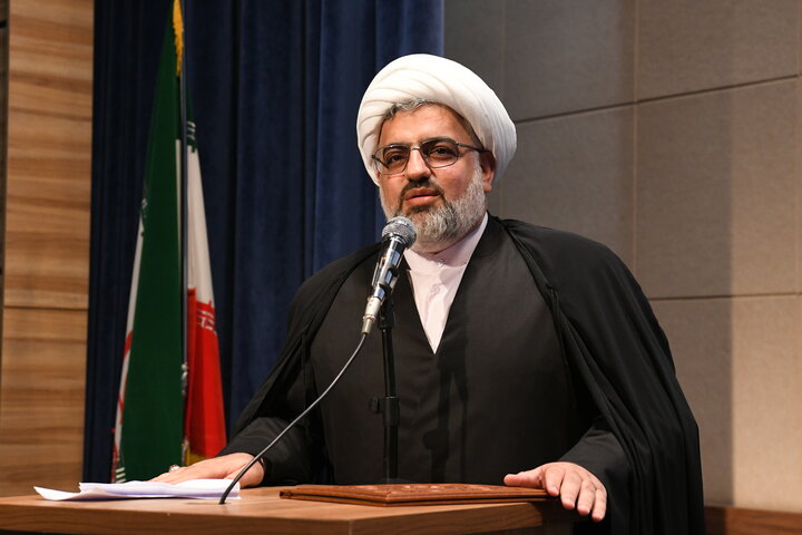 ولدان: پایگاه مسجد در جامعه باید برای ترویج سبک زندگی خدایی تقویت شود