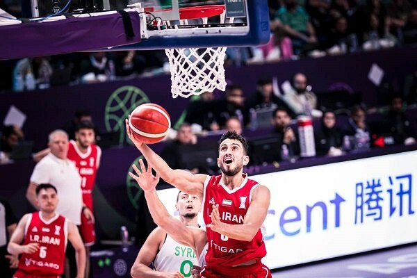 تیم ملی بسکتبال در جنگی نابرابر/داوری: میتوانیم استرالیا را شکست دهیم