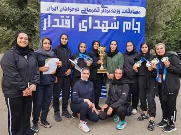 تیم نوجوانان وزنه‌برداری سیرجان قهرمان مسابقات کشوری شد