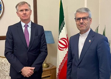 Iran FM spox holds meeting with British ambassador