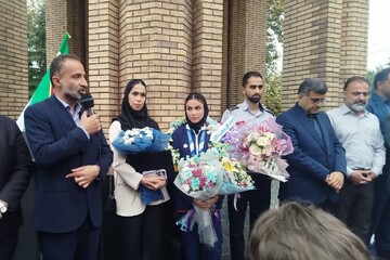 مراسم استقبال از «سارا بهمنیار» در آستانه اشرفیه