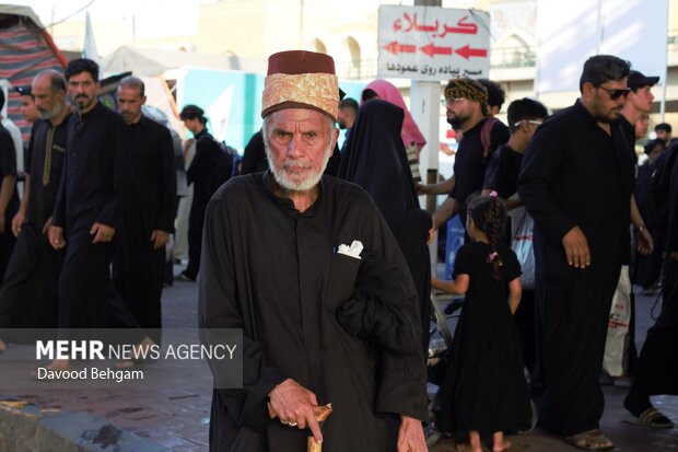 زائران اربعین حسینی در نجف