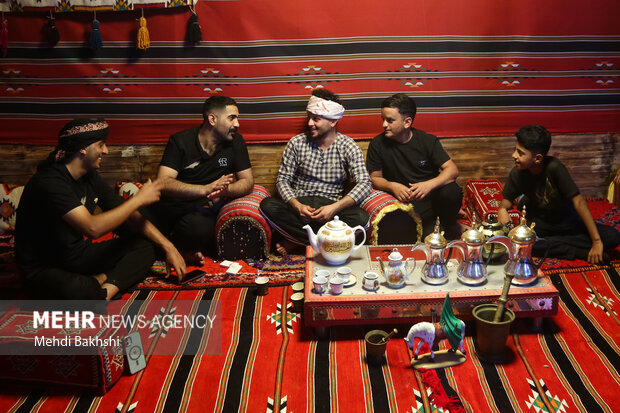 پیاده روی زائران از مسیر مسیب به کربلا