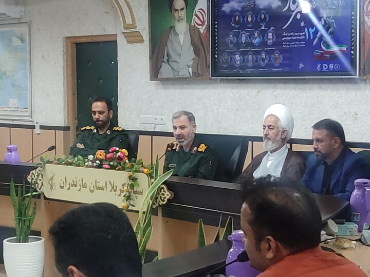 خبرنگاران سربازان حقیقی مقابله با امپراطوری رسانهای استکبار هستند