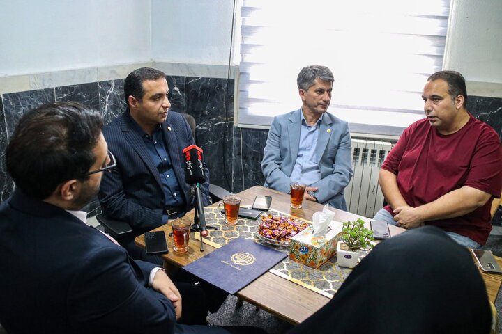 خبرنگاران صدای مردم و نقشآفرینان مهم در مطالبهگری هستند