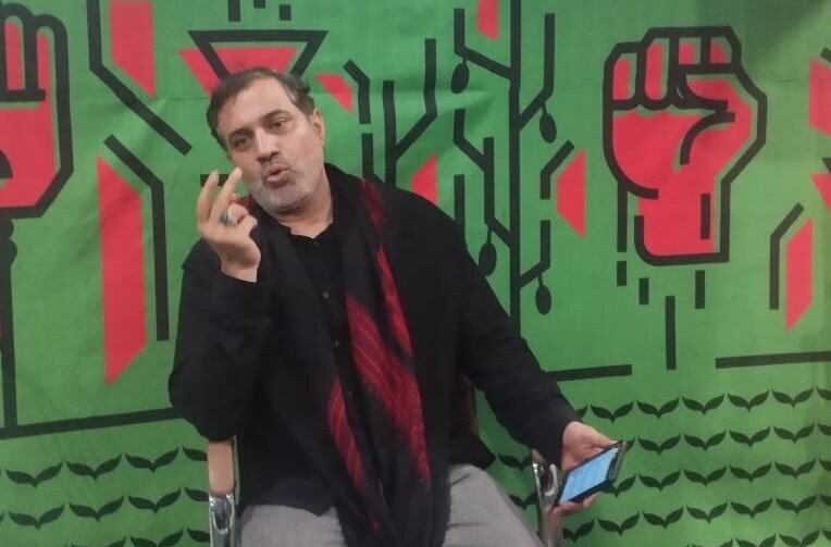 شعرخوانی برای غزه در مسیر اربعین