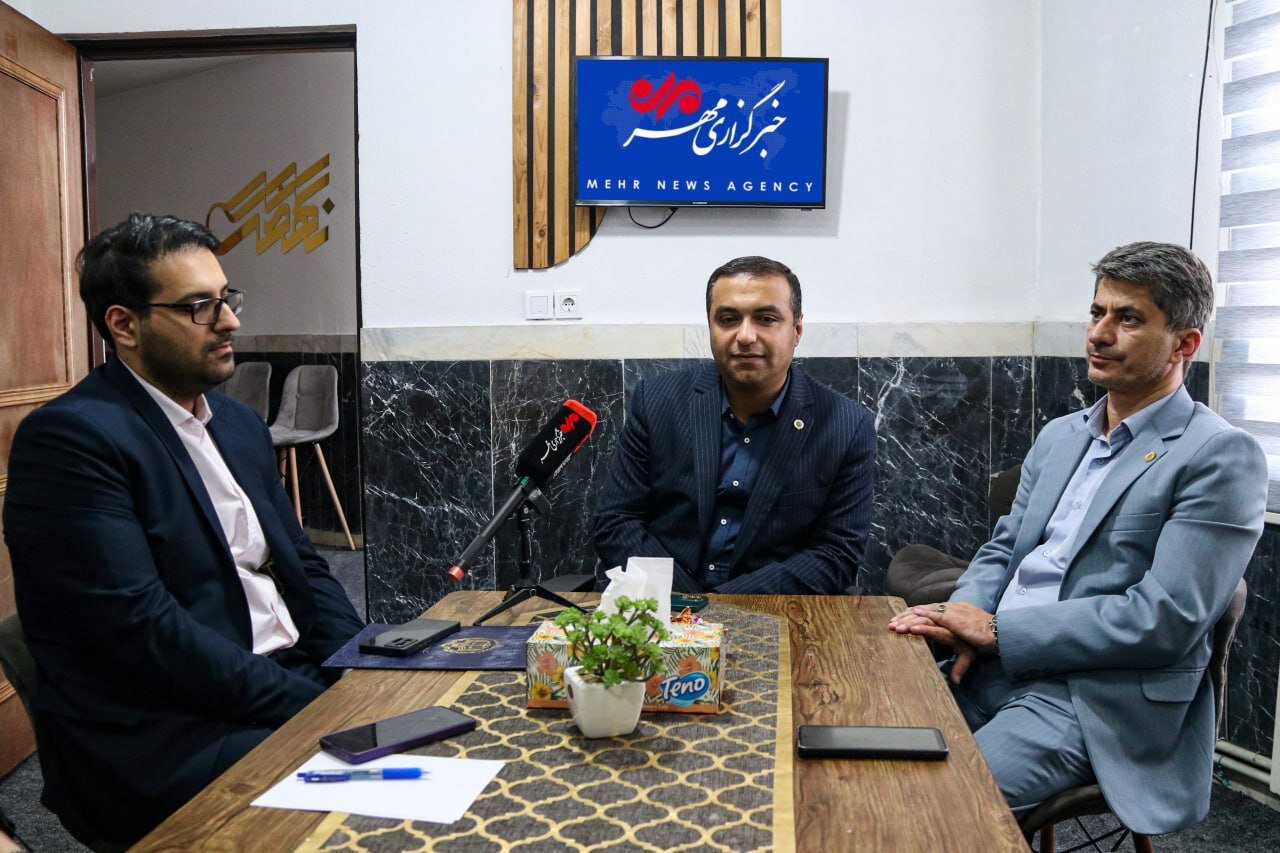 خبرنگاران صدای مردم و نقشآفرینان مهم در مطالبهگری هستند خبرنگاران صدای مردم و نقشآفرینان مهم در مطالبهگری هستند