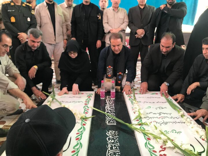 حضور سخنگوی دولت در مواکب مسیر ایلام-مهران