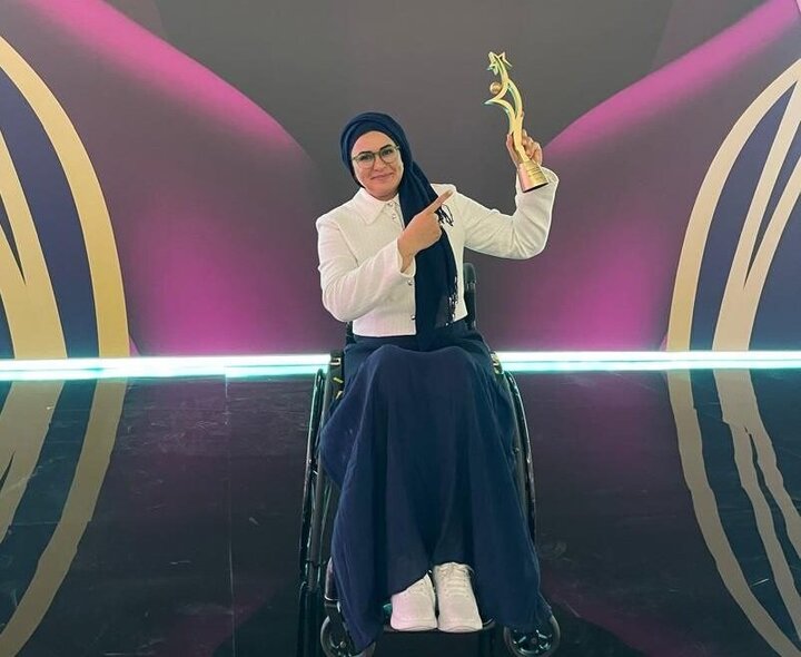 Zahra Nemati wins exemplary Asian official award