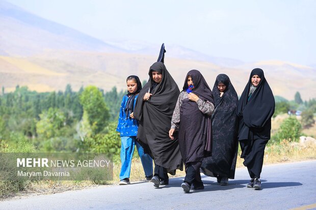 زائران پیاده «چناران شهر» خراسان شمالی