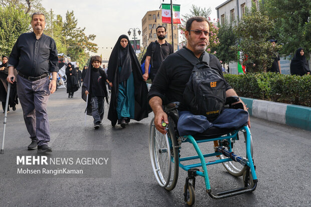 مراسم آیینی جاماندگان اربعین حسینی در تهران