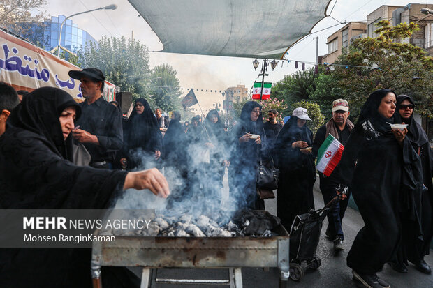 مراسم آیینی جاماندگان اربعین حسینی در تهران