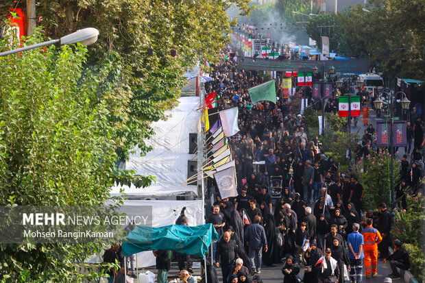 مراسم آیینی جاماندگان اربعین حسینی در تهران