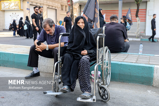 Tahran'daki ''Erbain'' merasiminden fotoğraflar