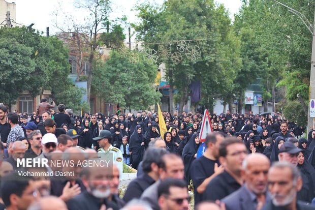 راهپیمایی حرم تا حرم در اردبیل