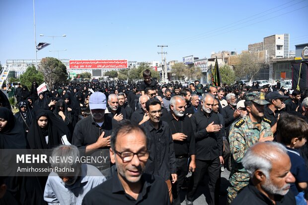 مراسم باشکوه راهپیمایی جاماندگان اربعین حسینی در زابل