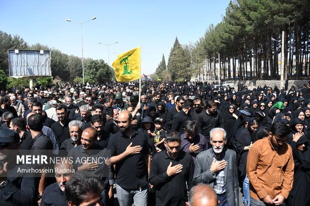 مراسم تشییع شهید اقتدار اسماعیل پاشایی در نسیمشهر مراسم تشییع شهید اقتدار اسماعیل پاشایی در نسیمشهر
