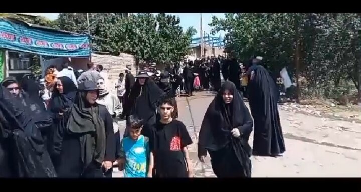 پیادهروی اربعین حسینی در سلسله؛ موجی از عشق و ارادت مردم