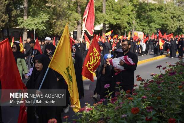 راهپیمایی جاماندگان اربعین حسینی در شیراز