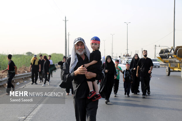 راهاندازی «بازوی طریق» سامانه هوشمند خدمات به زائران اربعین راهاندازی «بازوی طریق» سامانه هوشمند خدمات به زائران اربعین