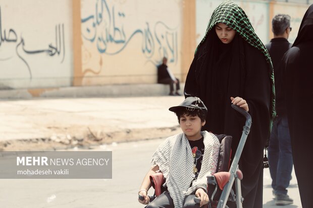 جلوه هایی از راهپیمایی جاماندگان اربعین در زاهدان