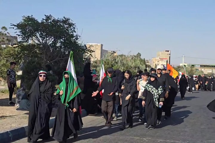 حضور پرشور زنجانی ها در راهپیمایی جاماندگان اربعین