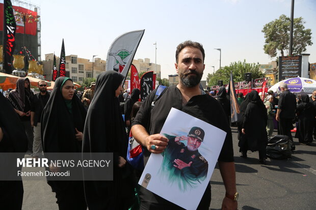 جاماندگان اربعین حسینی در حرم شهرری