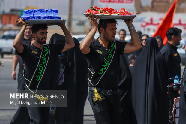 راهپیمایی جاماندگان اربعین حسینی در یزد