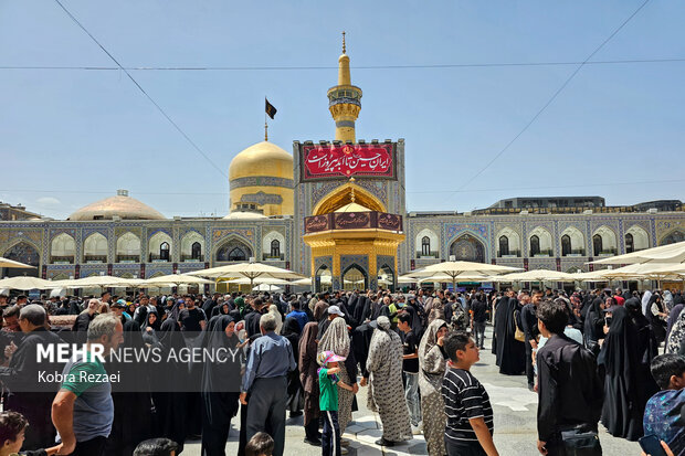 اربعین حسینی در حرم امام رضا علیه السلام